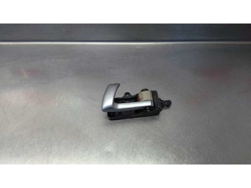 Recambio de maneta interior delantera izquierda para hyundai santa fe (bm) 2.2 crdi classic (2wd) referencia OEM IAM 826102B010J