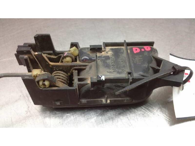 Recambio de maneta interior delantera derecha para mitsubishi montero (v60/v70) 3.2 di-d cat referencia OEM IAM   