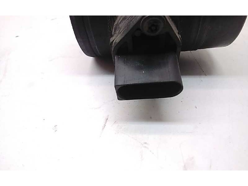 Recambio de caudalimetro para audi a4 avant (8e) 2.0 tdi referencia OEM IAM 074906461B  