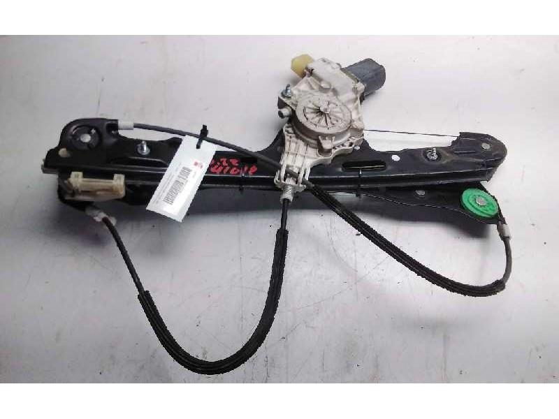 Recambio de elevalunas delantero izquierdo para bmw serie 1 berlina (e81/e87) 118d referencia OEM IAM 7138465E  