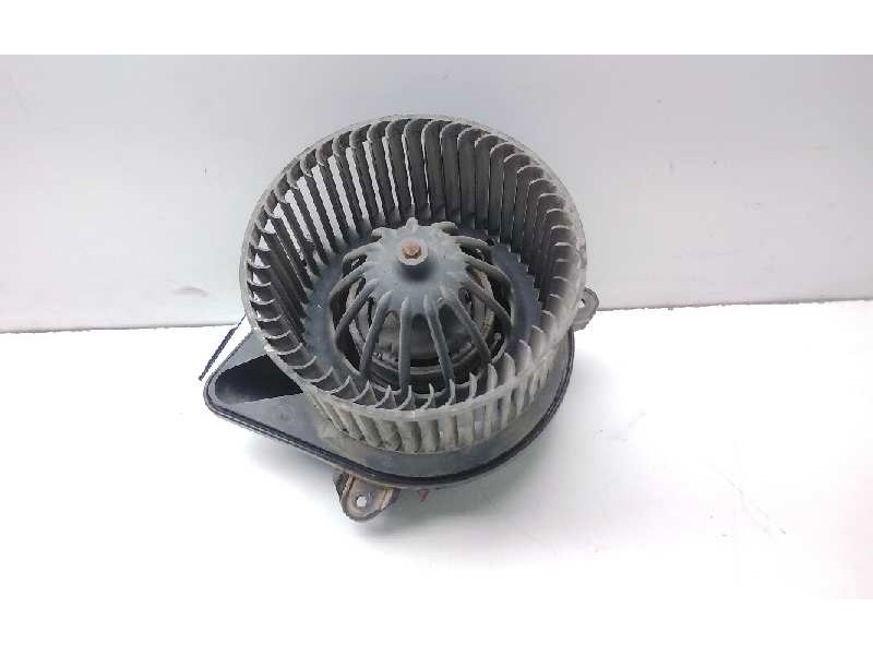 Recambio de motor calefaccion para nissan interstar (x70) caja cerrada, l 1h1, batalla corta 3,3t referencia OEM IAM 10514420001