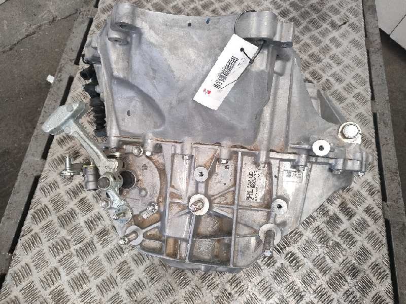 Recambio de caja cambios para mazda cx-30 referencia OEM IAM CAW20 DEFECTUOSO 