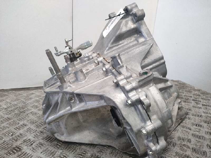 Recambio de caja cambios para mazda cx-30 referencia OEM IAM CAW20 DEFECTUOSO 