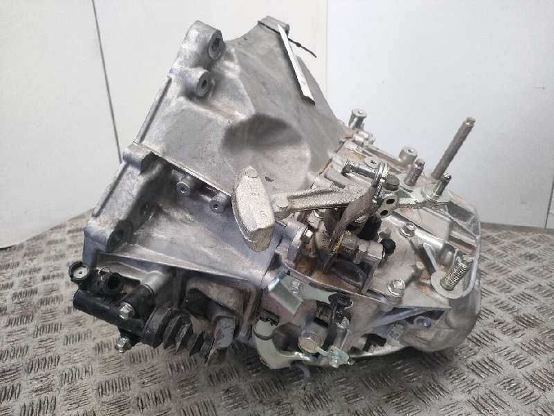 Recambio de caja cambios para mazda cx-30 referencia OEM IAM CAW20 DEFECTUOSO 