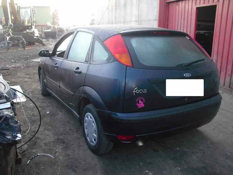 ford focus berlina (cak) del año 1998