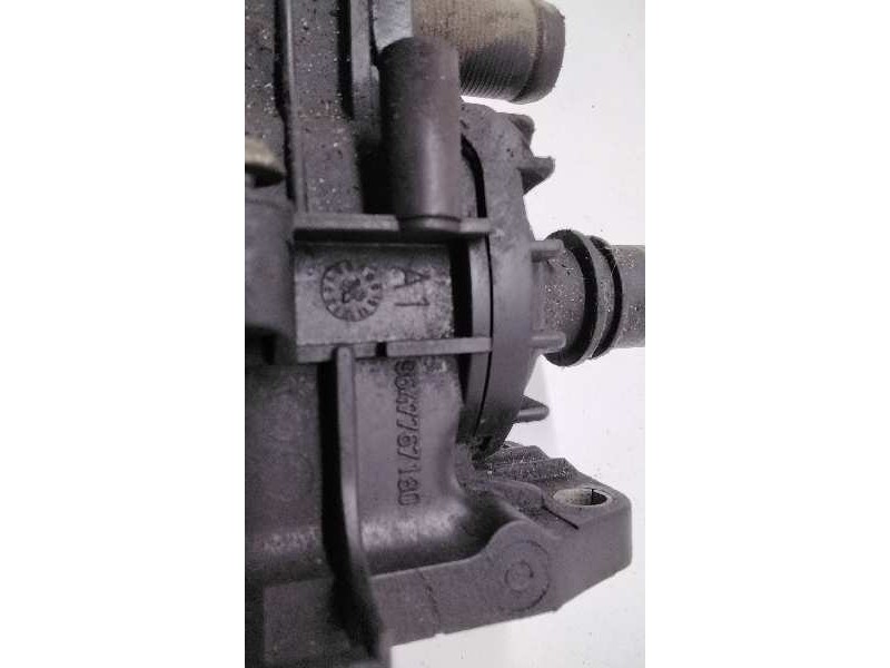Recambio de caja termostato para citroen c4 berlina collection referencia OEM IAM 9647767180  