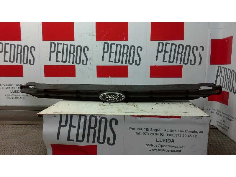 Recambio de rejilla delantera para ford escort berl./turnier atlanta berlina referencia OEM IAM   