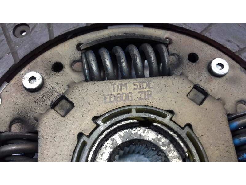 Recambio de disco embrague para nissan qashqai (j10) 1.6 16v cat referencia OEM IAM   