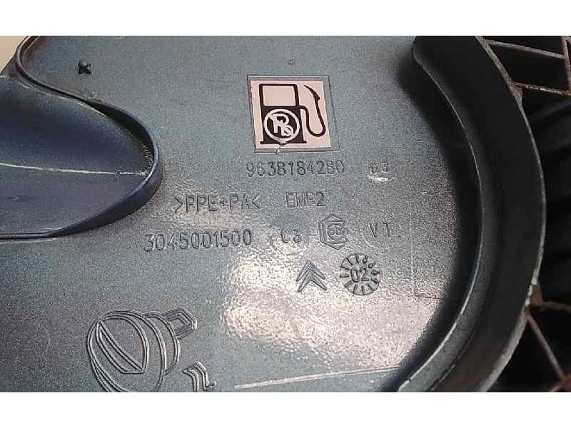 Recambio de tapa exterior combustible para citroen c3 1.4 sx plus referencia OEM IAM 9638184280  