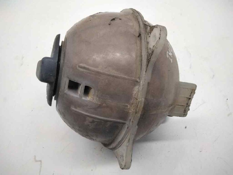 Recambio de deposito expansion para seat inca referencia OEM IAM   37104