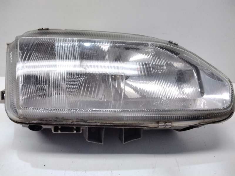 Recambio de faro derecho para renault safrane (b54) 2.1 dt referencia OEM IAM 7701035043  
