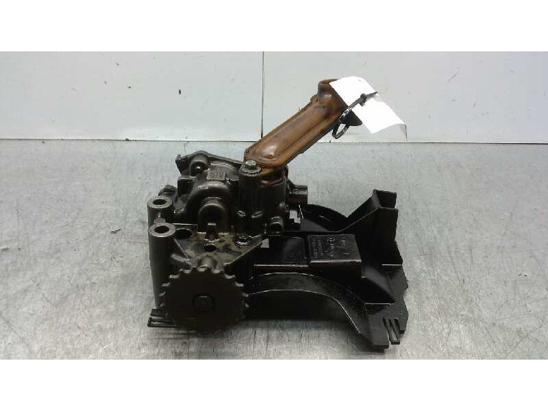 Recambio de bomba aceite para nissan primastar (x..) 2.0 dci diesel referencia OEM IAM 8200345633  
