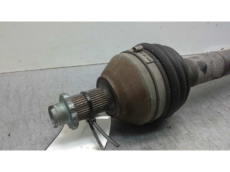 Recambio de transmision delantera derecha para seat ibiza (6j5) 25 aniversario referencia OEM IAM 6R0407762E  