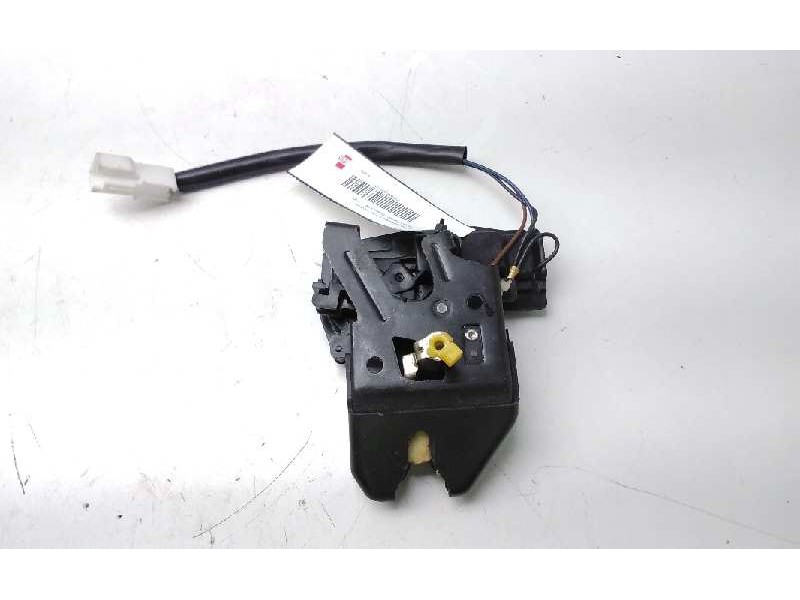 Recambio de cerradura maletero / porton para daewoo nubira berlina sx referencia OEM IAM 3H05  