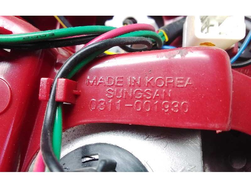 Recambio de piloto trasero derecho para daewoo nubira berlina sx referencia OEM IAM 0311001930  