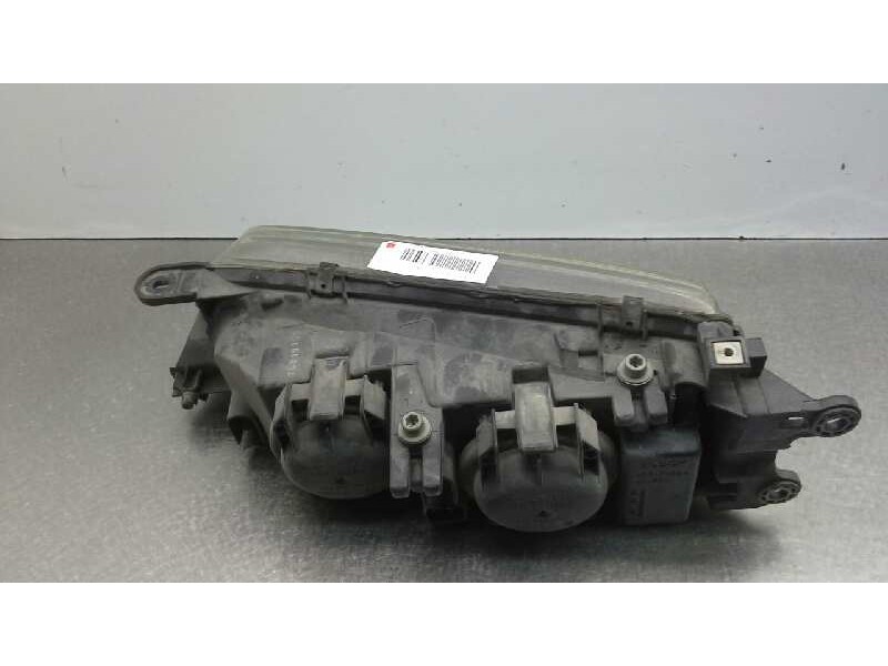 Recambio de faro derecho para mazda 626 berlina (gf) 2.0 ac referencia OEM IAM GG3E51030A  