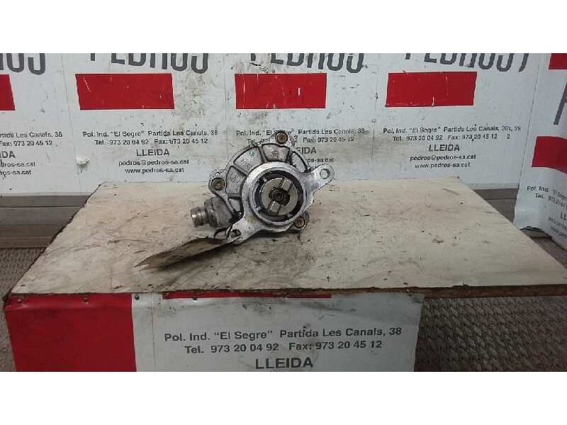 Recambio de depresor freno / bomba vacio para renault master ii phase 2 caja cerrada 2.5 dci diesel cat referencia OEM IAM A2710