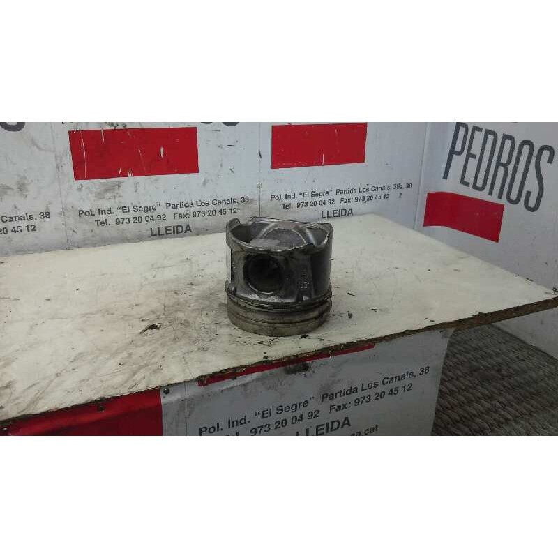 Recambio de piston para renault trafic caja cerrada (ab 4.01) 2.0 dci diesel cat referencia OEM IAM   