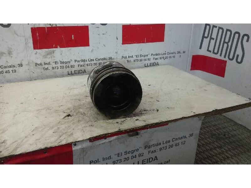 Recambio de piston para renault trafic caja cerrada (ab 4.01) 2.0 dci diesel cat referencia OEM IAM   