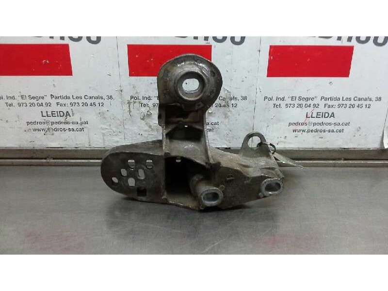 Recambio de soporte motor izquierdo superior para audi a4 avant (8e) 2.5 tdi quattro (132kw) referencia OEM IAM   