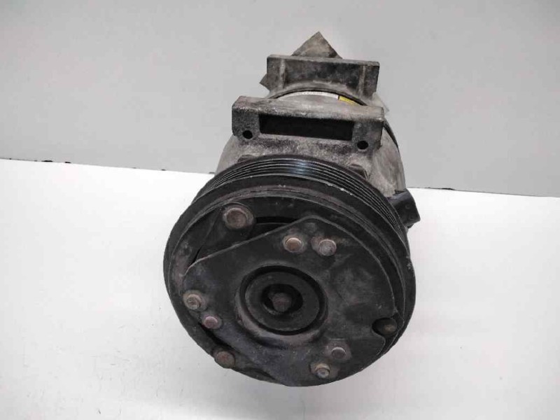 Recambio de compresor aire acondicionado para renault trafic combi (ab 4.01) passenger authentique combi corto referencia OEM IA