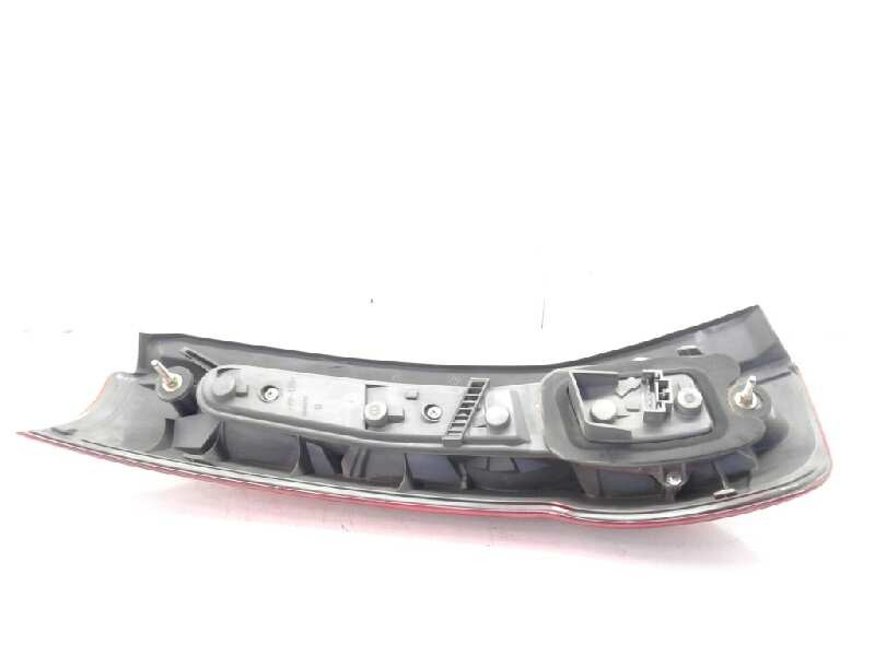 Recambio de piloto trasero derecho para fiat punto berl. (176) referencia OEM IAM 36500751D  38220
