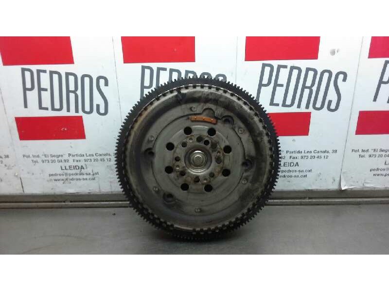 Recambio de volante motor para mercedes sprinter 02.00  caja cerrada 311 cdi (903.661-662) referencia OEM IAM A61103020  