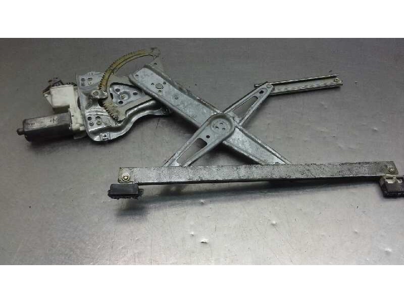 Recambio de elevalunas delantero derecho para toyota avensis berlina (t25) 2.0 d4-d executive berlina (5-ptas.) referencia OEM I