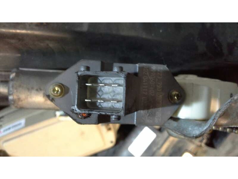 Recambio de elevalunas delantero derecho para toyota avensis berlina (t25) 2.0 d4-d executive berlina (5-ptas.) referencia OEM I