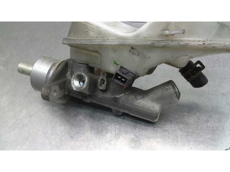 Recambio de bomba freno para toyota avensis berlina (t25) 2.0 d4-d executive berlina (5-ptas.) referencia OEM IAM 4720105112  