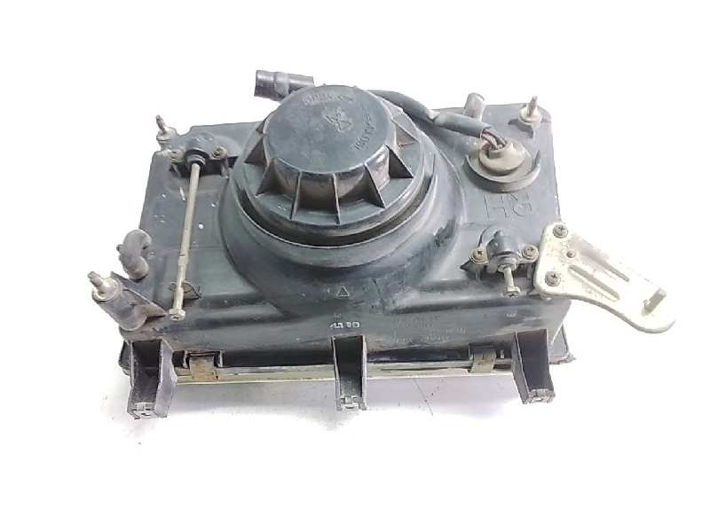 Recambio de faro derecho para ssangyong family 2.5 td referencia OEM IAM   