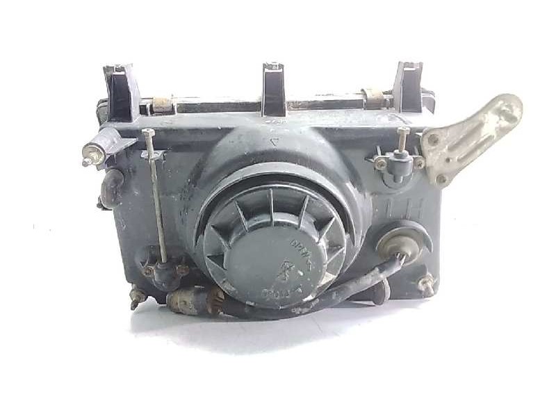 Recambio de faro izquierdo para ssangyong family 2.5 td referencia OEM IAM   