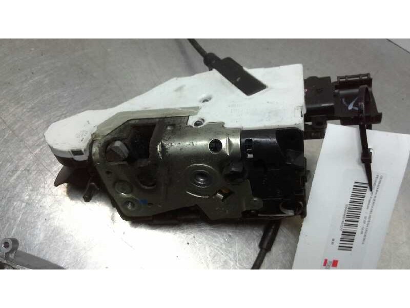 Recambio de cerradura puerta delantera izquierda para peugeot 207 premium referencia OEM IAM   