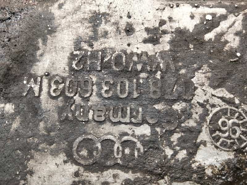 Recambio de carter para audi a4 berlina (b5) 2.6 referencia OEM IAM 078103603M  