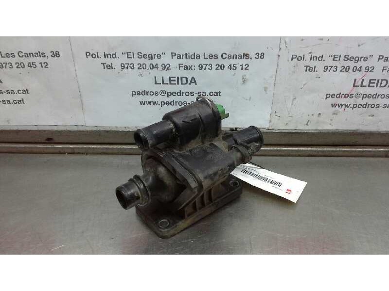 Recambio de caja termostato para citroen c3 hdi 70 furio referencia OEM IAM 9654393880  