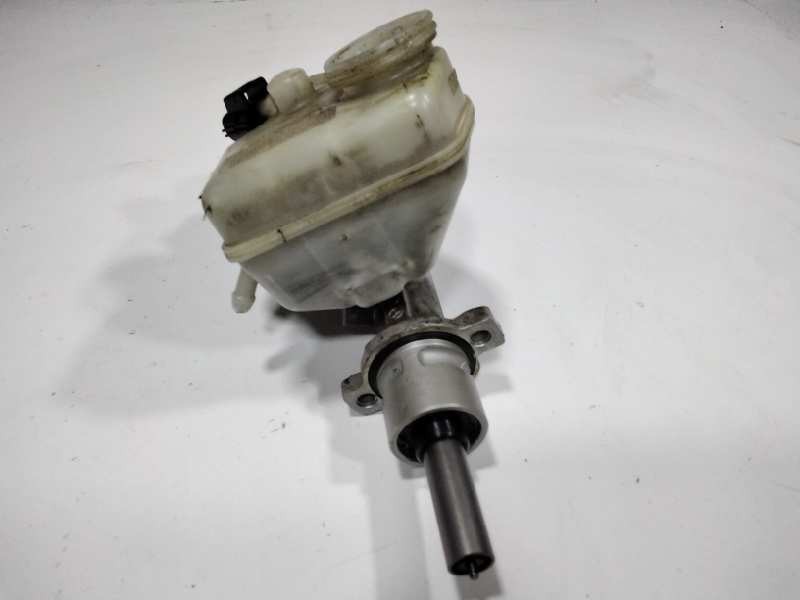 Recambio de bomba freno para ford mondeo berlina (ge) ambiente referencia OEM IAM 22407779  