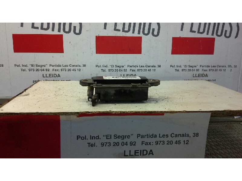 Recambio de cerradura puerta trasera izquierda para audi 80 avant 1.9 turbodiesel cat (aaz) referencia OEM IAM   