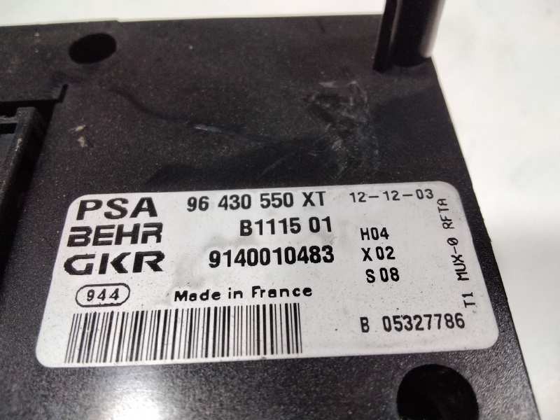 Recambio de mando climatizador para peugeot 206 berlina xt referencia OEM IAM 96430550XT  