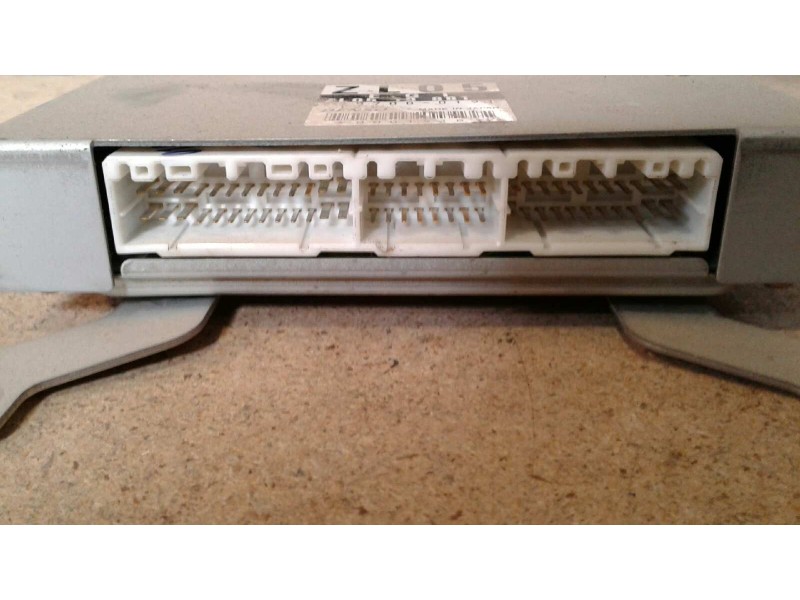 Recambio de centralita motor uce para mazda 323 berlina f/s (bj) 1.5 f glx referencia OEM IAM 279700-0191 ZL0518881 