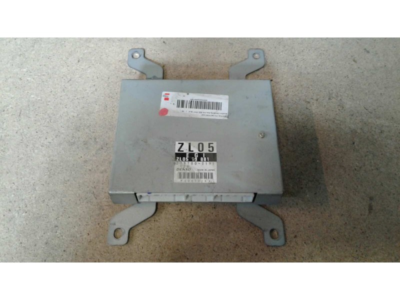 Recambio de centralita motor uce para mazda 323 berlina f/s (bj) 1.5 f glx referencia OEM IAM 279700-0191 ZL0518881 