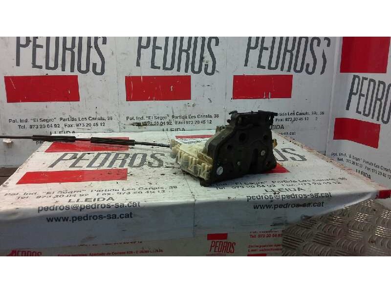 Recambio de cerradura puerta trasera derecha para seat leon (1p1) 1.6 tdi referencia OEM IAM   