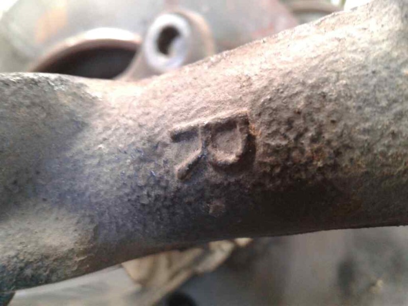 Recambio de mangueta delantera derecha para toyota auris touring sports (e18) hybrid active referencia OEM IAM   