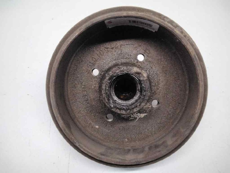 Recambio de tambor freno trasero para volkswagen passat berlina (312) 1.9 diesel (1y) referencia OEM IAM   38775