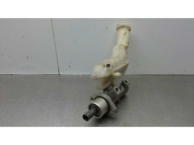 Recambio de bomba freno para nissan micra (k12e) acenta referencia OEM IAM 46010AX701  