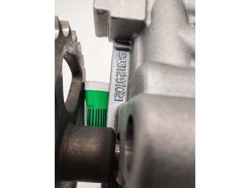 Recambio de bomba aceite para peugeot boxer caja cerr. techo sobreelev.(rs3700)(350)(´02) 350 lh td referencia OEM IAM 943129102