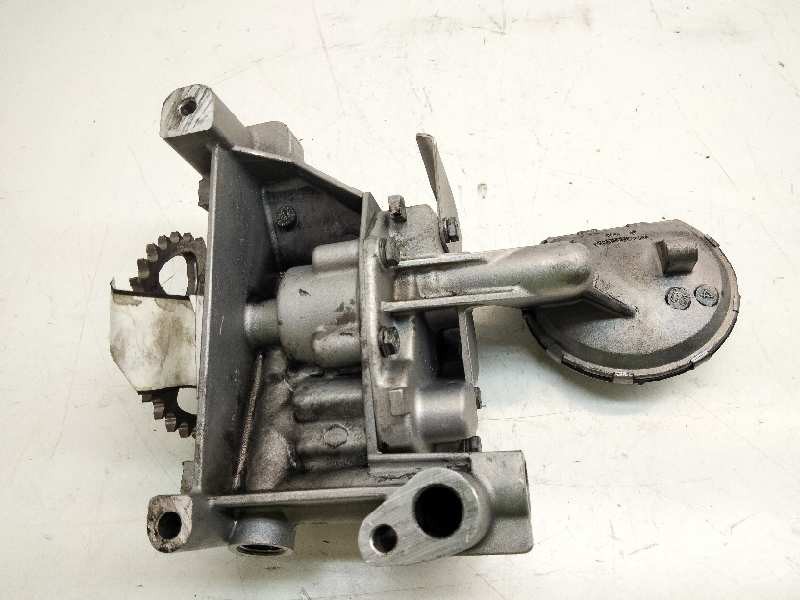 Recambio de bomba aceite para peugeot boxer caja cerr. techo sobreelev.(rs3700)(350)(´02) 350 lh td referencia OEM IAM 943129102