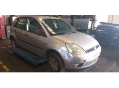 ford fiesta (cbk) del año 2004 2