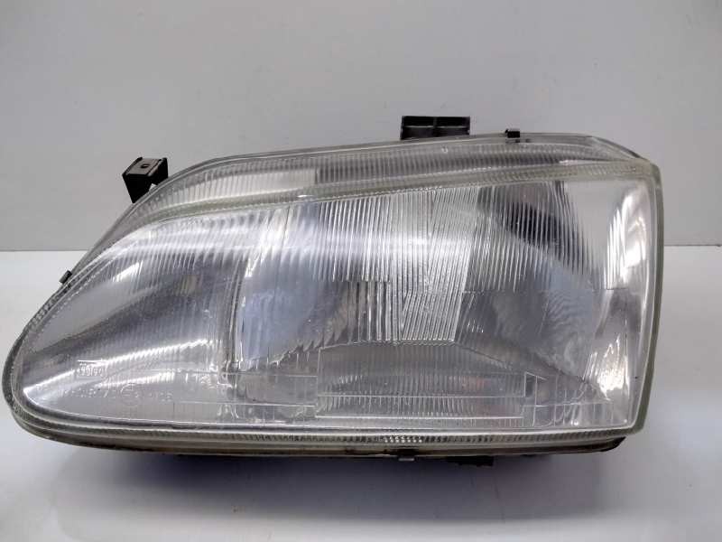 Recambio de faro izquierdo para renault megane i scenic (ja0) 2.0 alize referencia OEM IAM 7701040682  