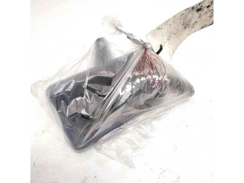 Recambio de maneta interior trasera derecha para renault master desde ´98 caja cerrada, techo elevado l2h2 rs 3578 referencia OE