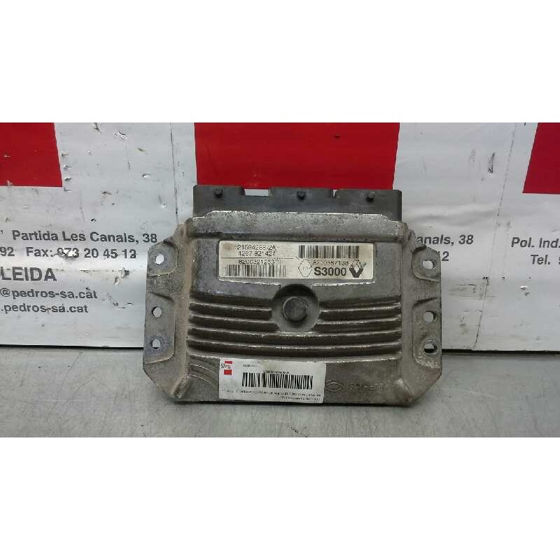 Recambio de centralita motor uce para renault megane ii berlina 3p confort dynamique referencia OEM IAM 8200387138 251 